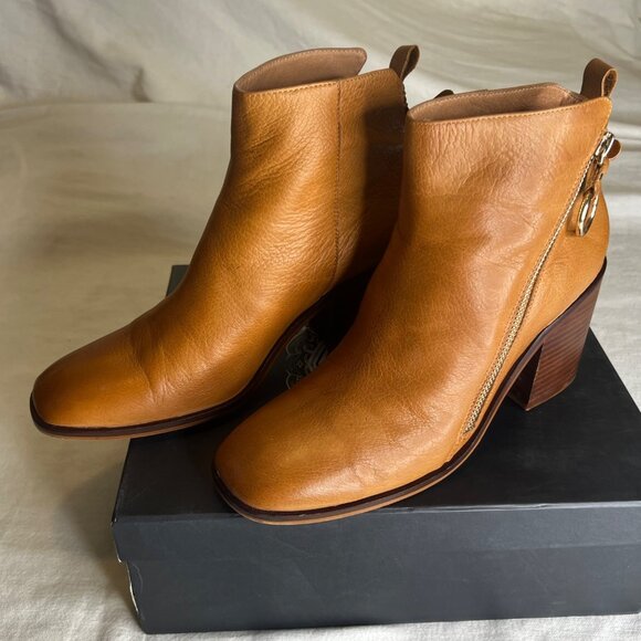 Anthropologie Silent D Dania Size 8 Side Zip Ankle Boot Honey Tan Leather Chunky - Picture 5 of 16